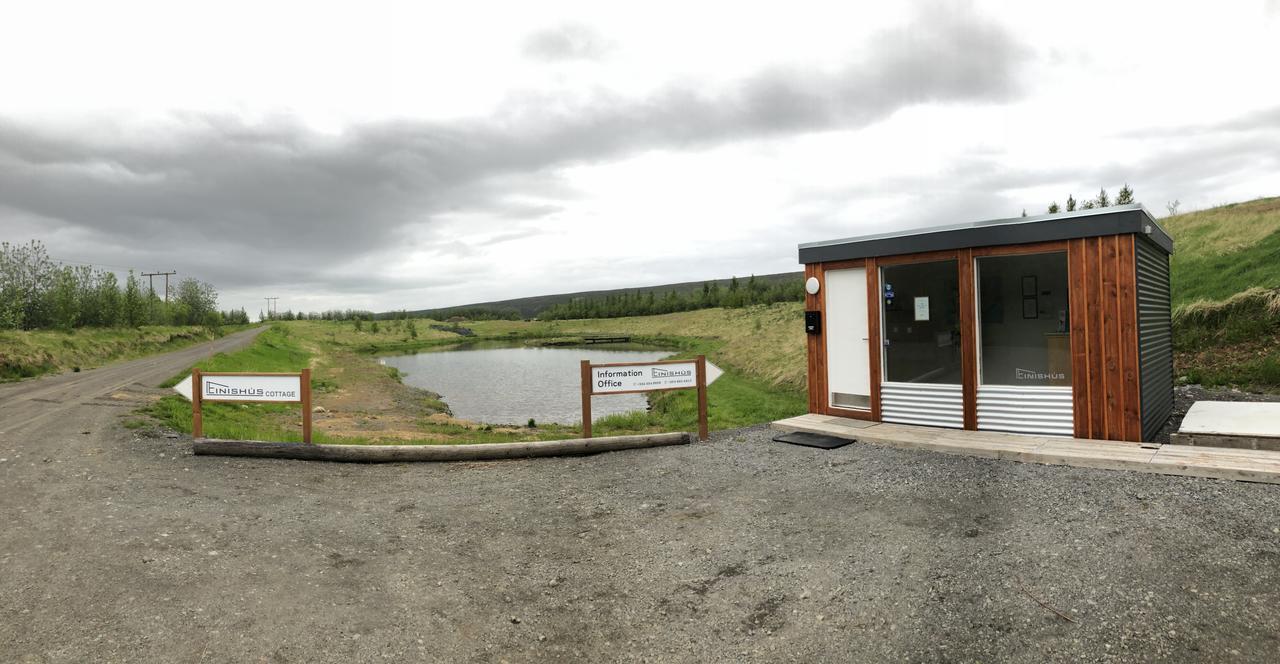 Einishus Cottages Лейгар Экстерьер фото